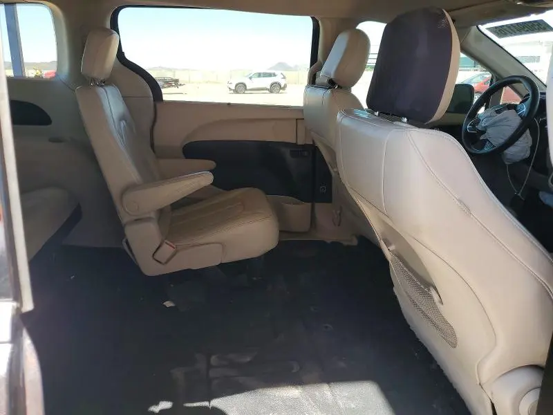 2021 CHRYSLER VOYAGER LXI  