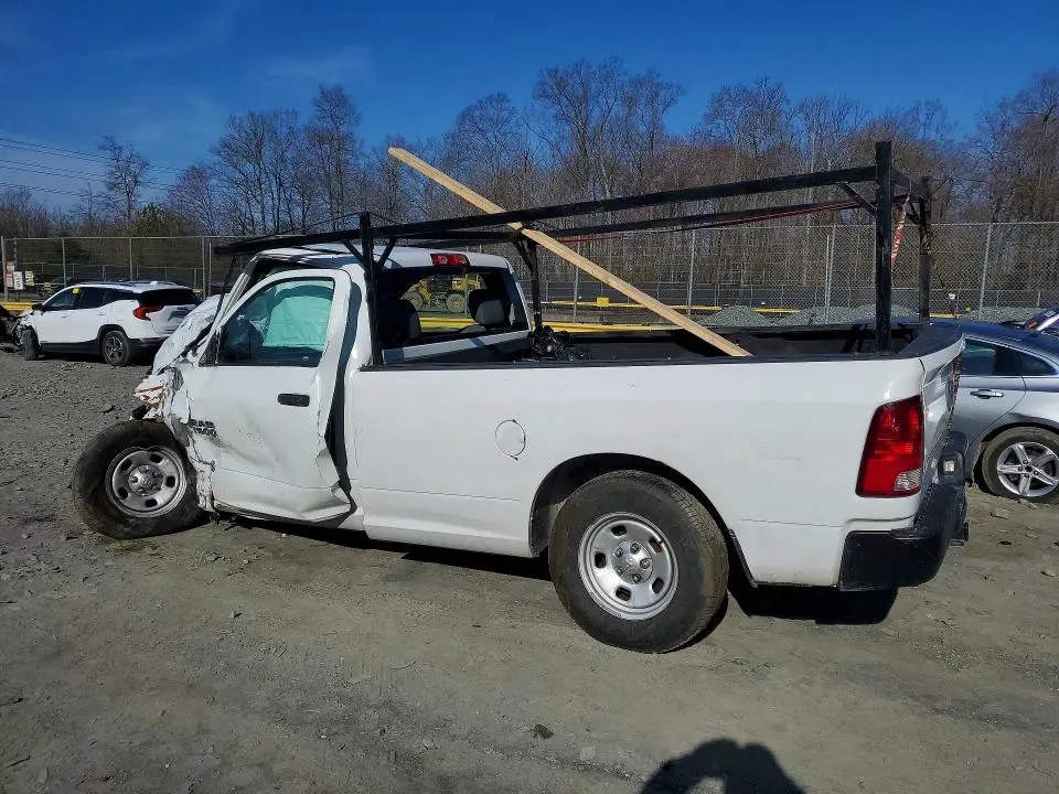 2013 RAM 1500 ST  