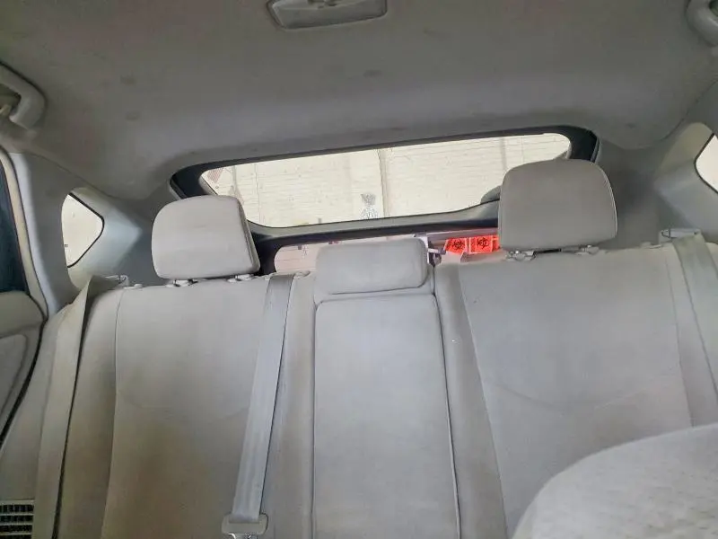 2010 TOYOTA PRIUS III  