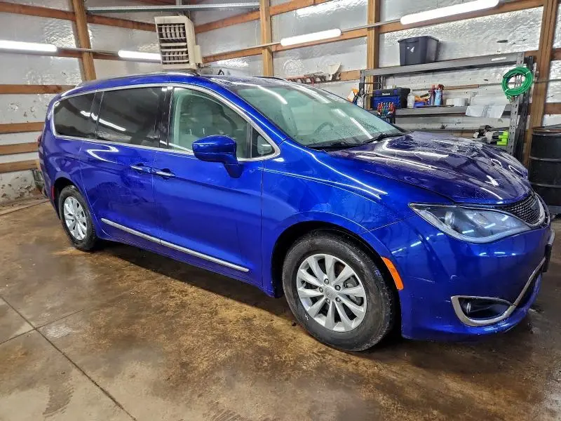 2018 CHRYSLER PACIFICA TOURING L PLUS  