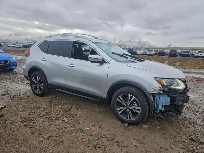 2019 NISSAN ROGUE S  
