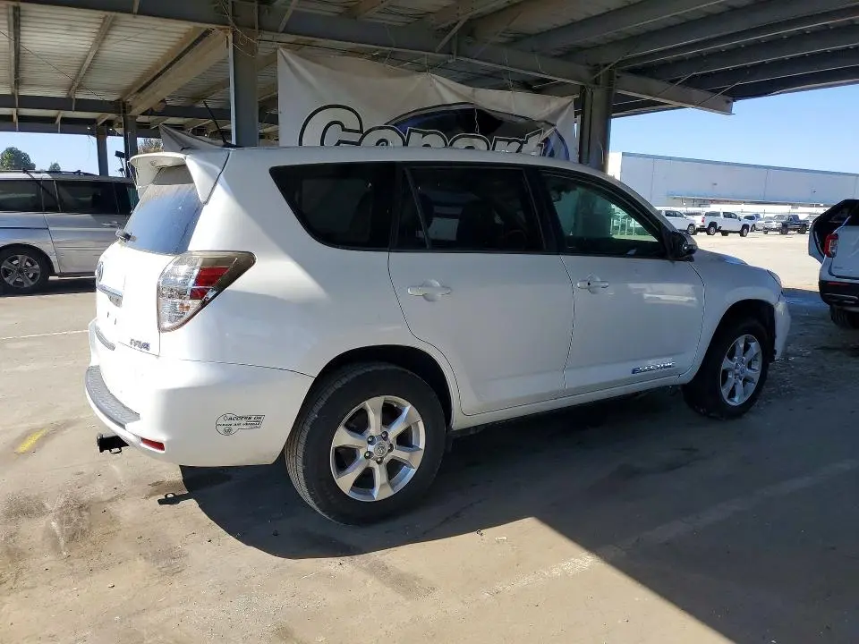 2013 TOYOTA RAV4 EV BASE  