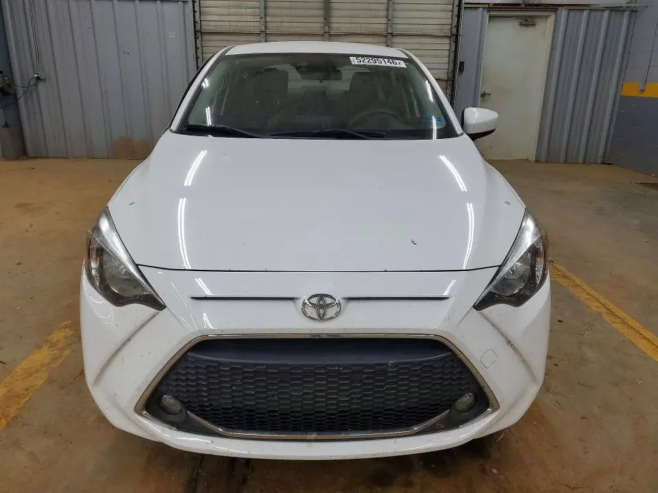2019 TOYOTA YARIS LE  