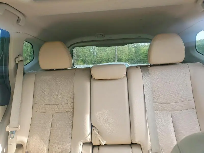 2016 NISSAN ROGUE SL  