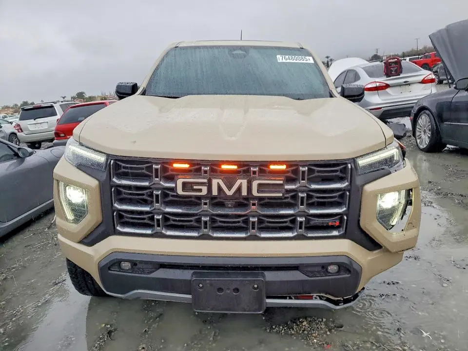 2024 GMC CANYON AT4  