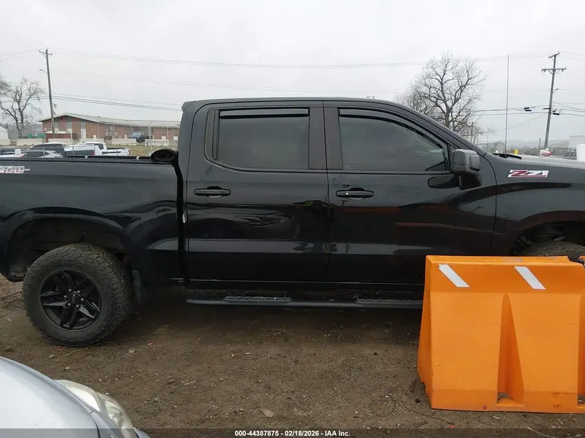 2021 CHEVROLET SILVERADO 1500 4WD  SHORT BED LT TRAIL BOSS