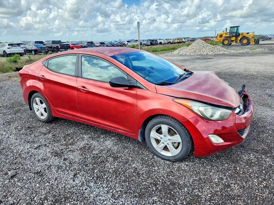 2013 HYUNDAI ELANTRA GLS  