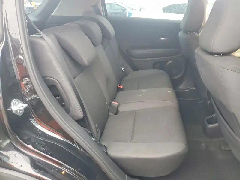 2022 HONDA HR-V LX  