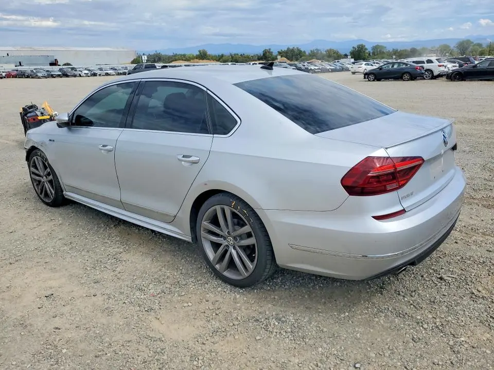 2017 VOLKSWAGEN PASSAT R-LINE  