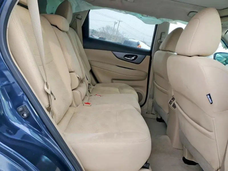 2015 NISSAN ROGUE S  