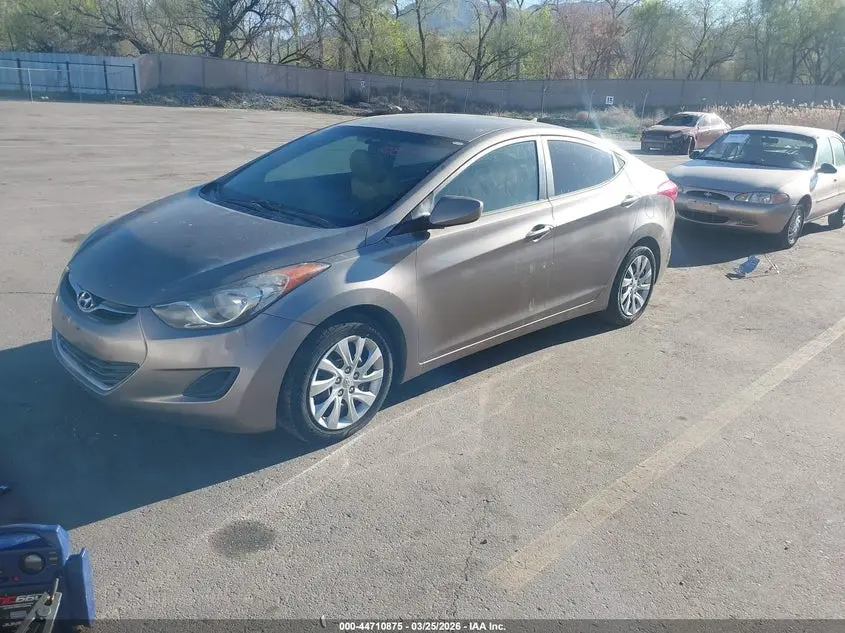 2012 HYUNDAI ELANTRA GLS