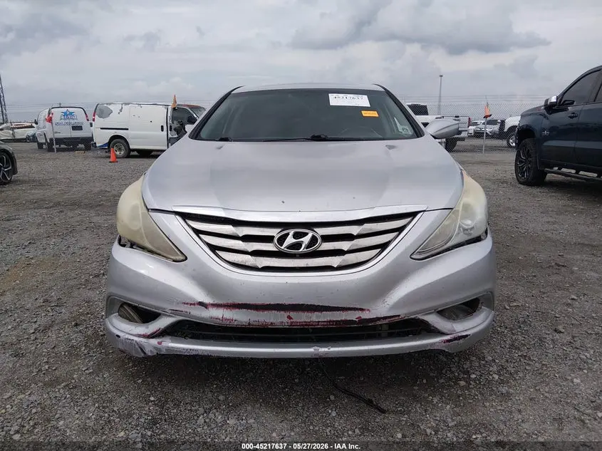 2013 HYUNDAI SONATA SE