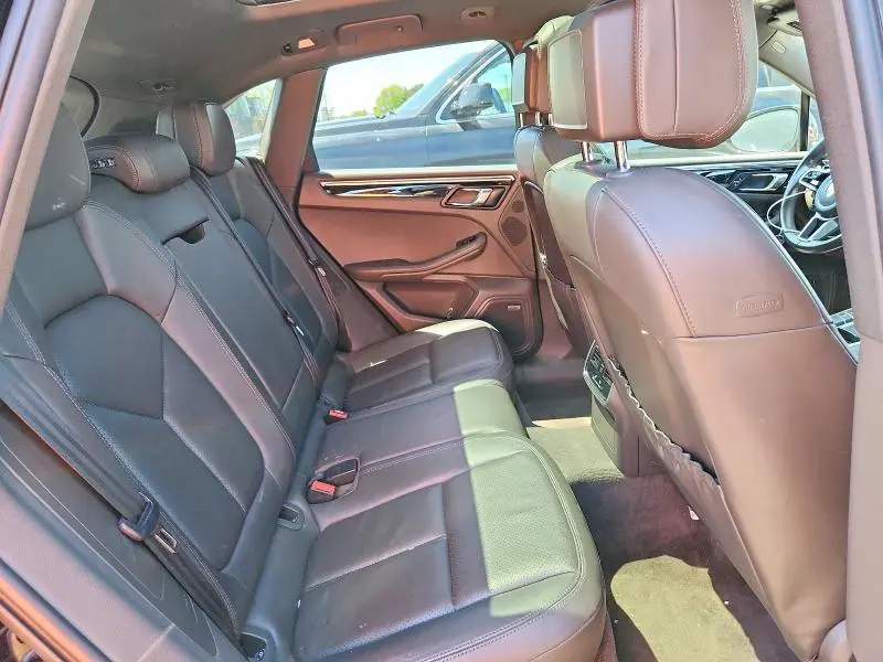 2017 PORSCHE MACAN S  