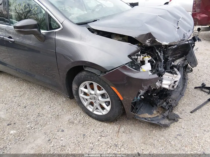 2022 CHRYSLER PACIFICA TOURING L