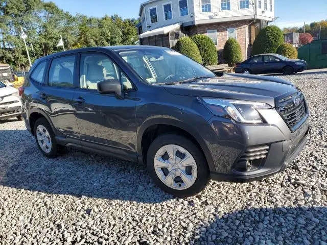 2024 SUBARU FORESTER   