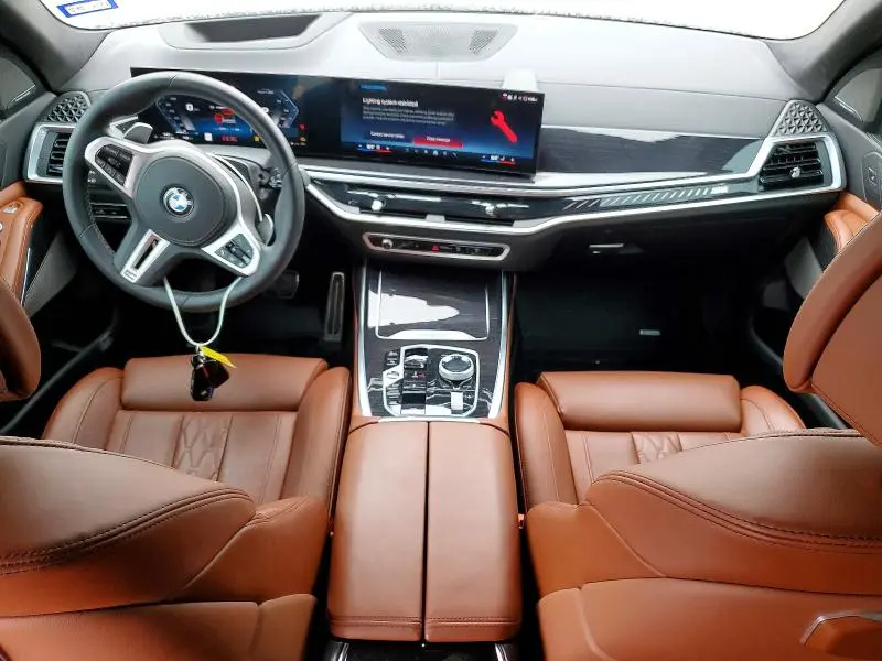 2025 BMW X7 M60I  