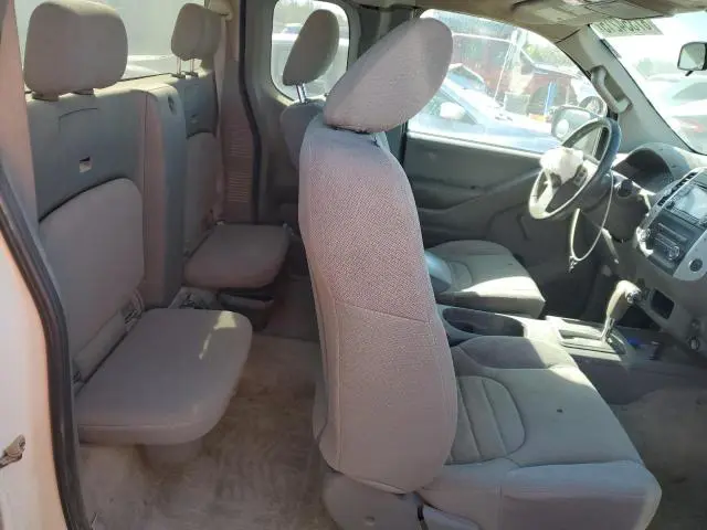 2017 NISSAN FRONTIER S  