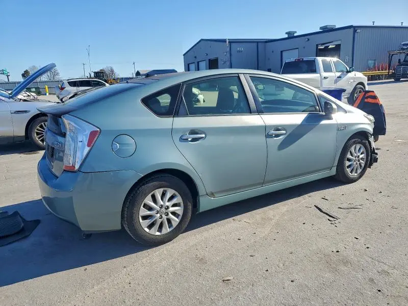 2012 TOYOTA PRIUS PLUG-IN   