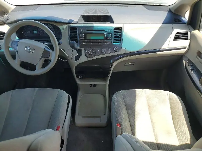 2013 TOYOTA SIENNA L 7-PASSENGER  