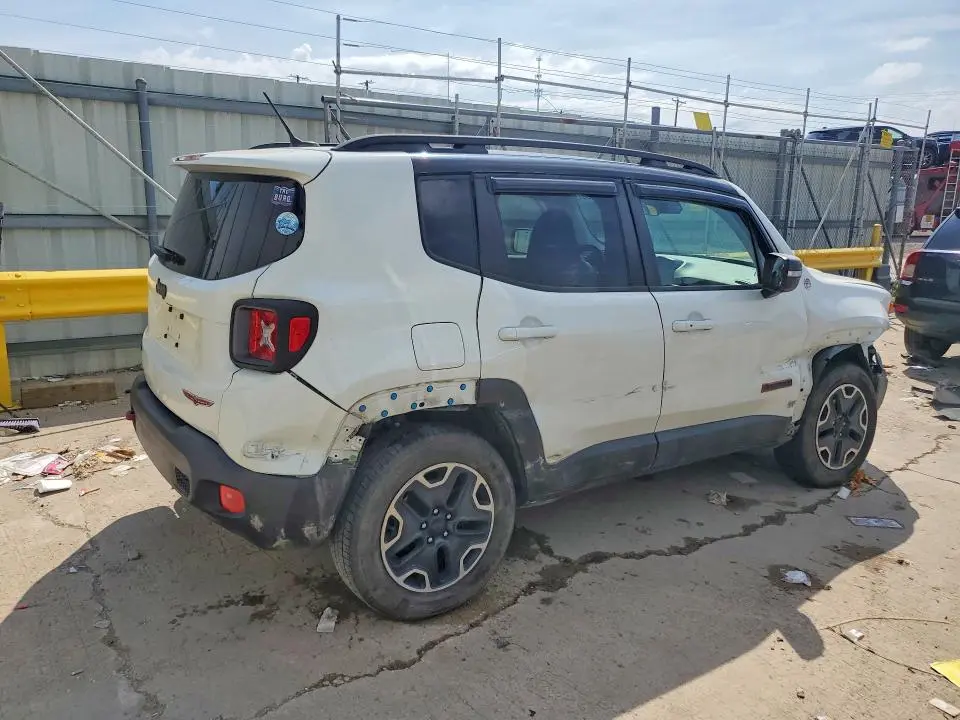 2016 JEEP RENEGADE TRAILHAWK  