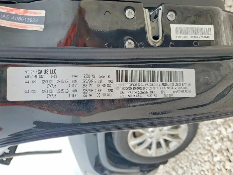 2019 JEEP CHEROKEE LATITUDE  