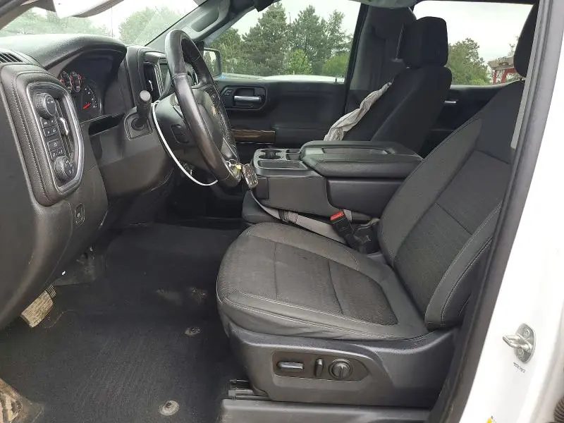 2021 CHEVROLET SILVERADO K1500 LT  