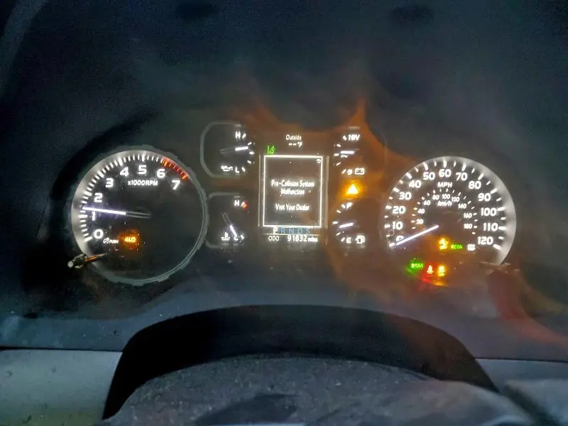 2021 TOYOTA TUNDRA CREWMAX SR5  