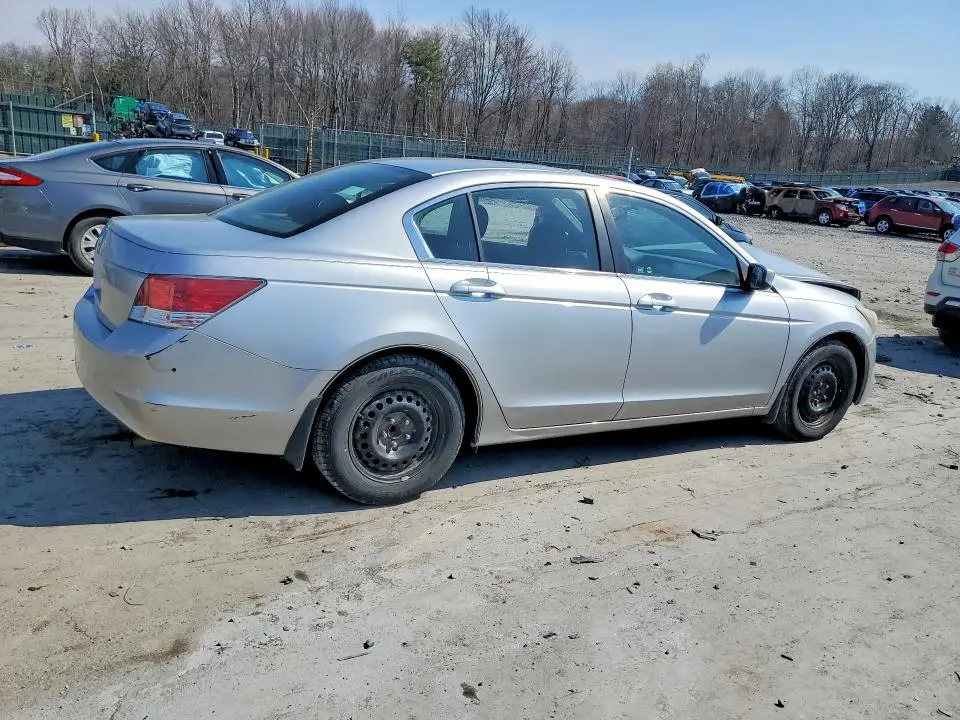 2010 HONDA ACCORD LX  