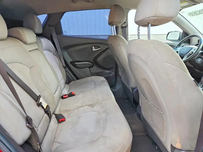 2012 HYUNDAI TUCSON GL  