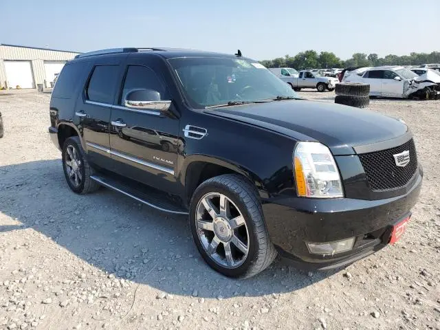 2012 CADILLAC ESCALADE LUXURY  