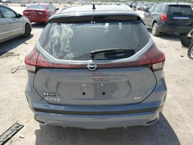 2024 NISSAN KICKS SV  