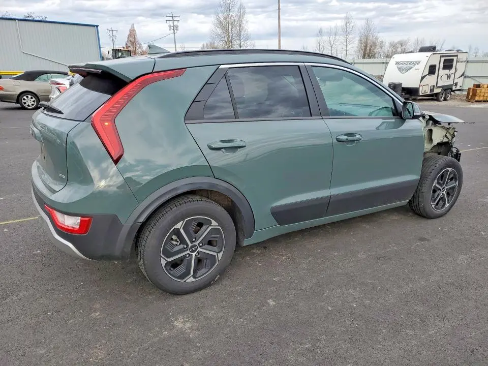 2023 KIA NIRO EX  