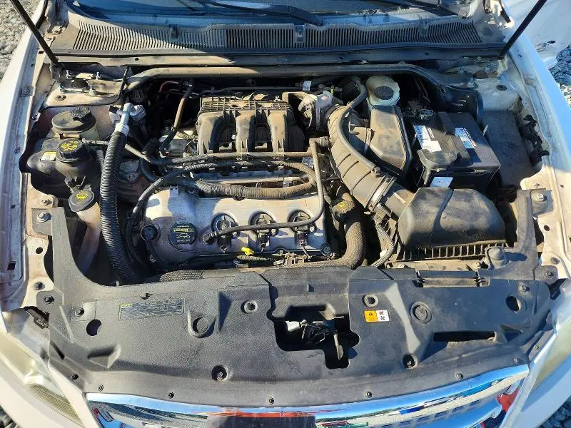 2010 FORD TAURUS SEL  