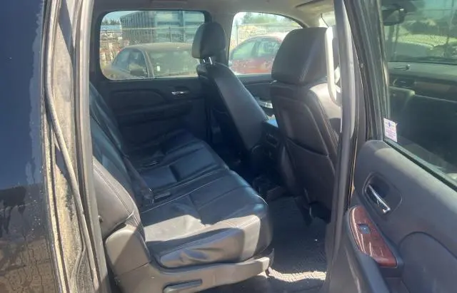 2014 CHEVROLET SUBURBAN C1500 LT  