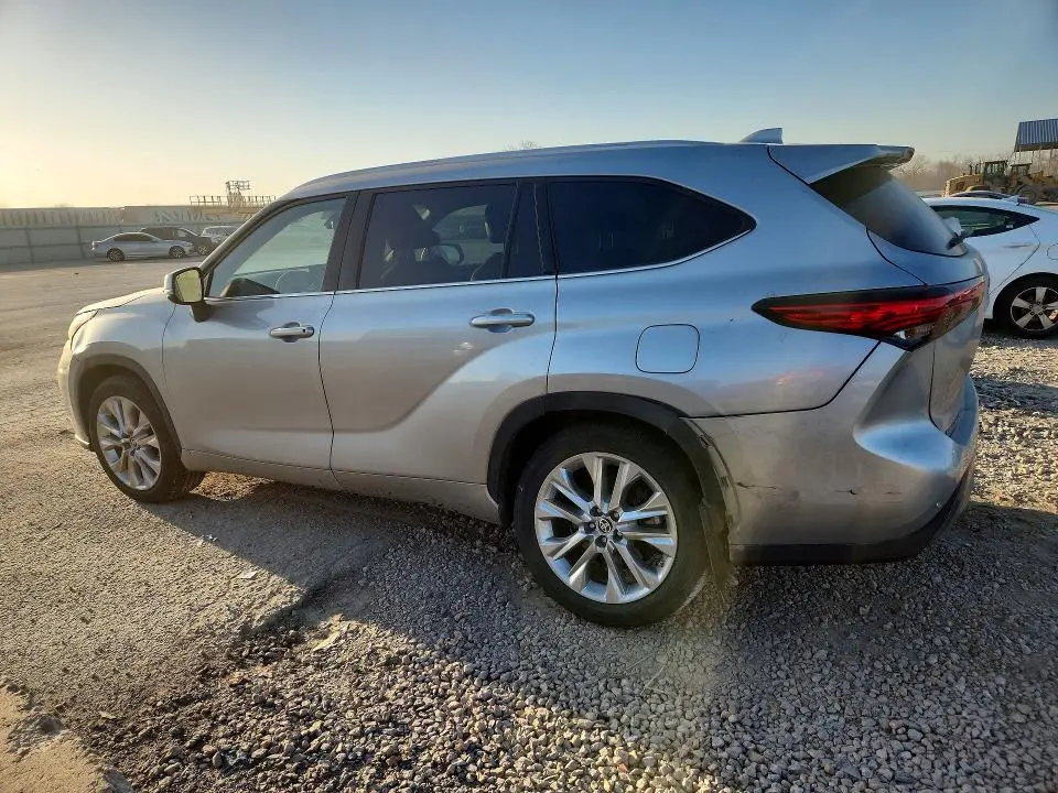 2021 TOYOTA HIGHLANDER LIMITED  