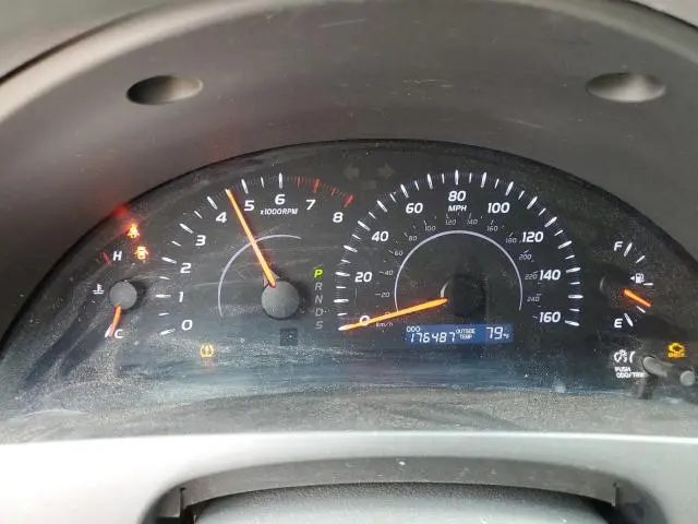 2010 TOYOTA CAMRY SE  