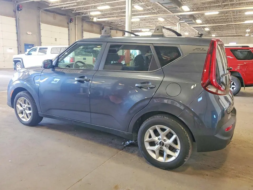 2020 KIA SOUL S  