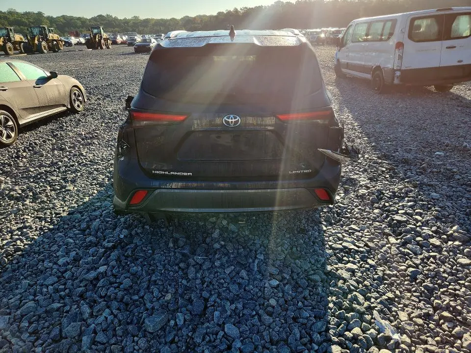 2020 TOYOTA HIGHLANDER LIMITED  