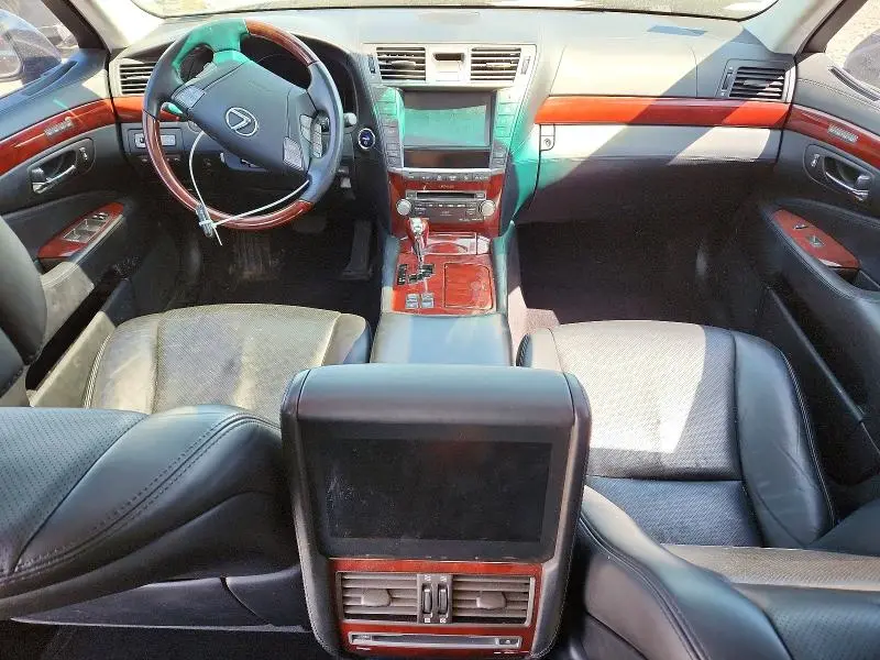 2010 LEXUS LS 600HL  
