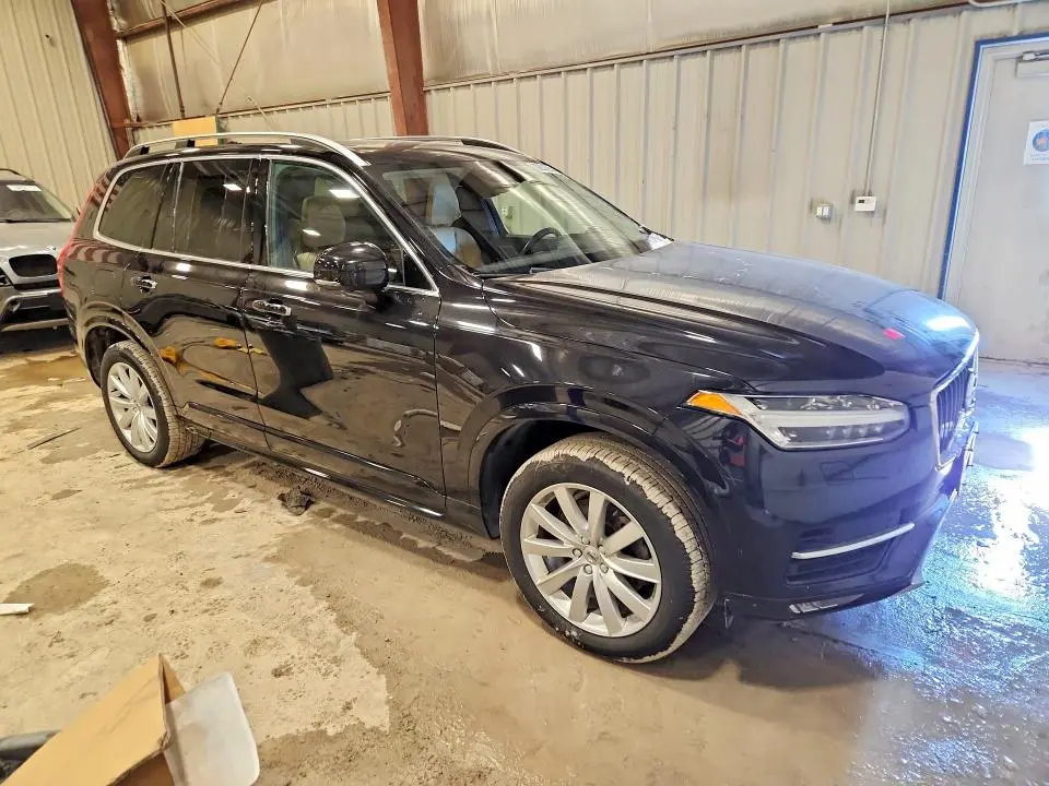 2016 VOLVO XC90 T6  