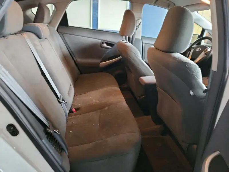 2010 TOYOTA PRIUS II  