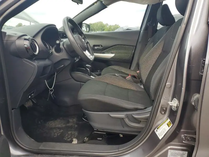 2019 NISSAN KICKS SV  