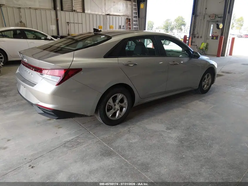 2021 HYUNDAI ELANTRA SE