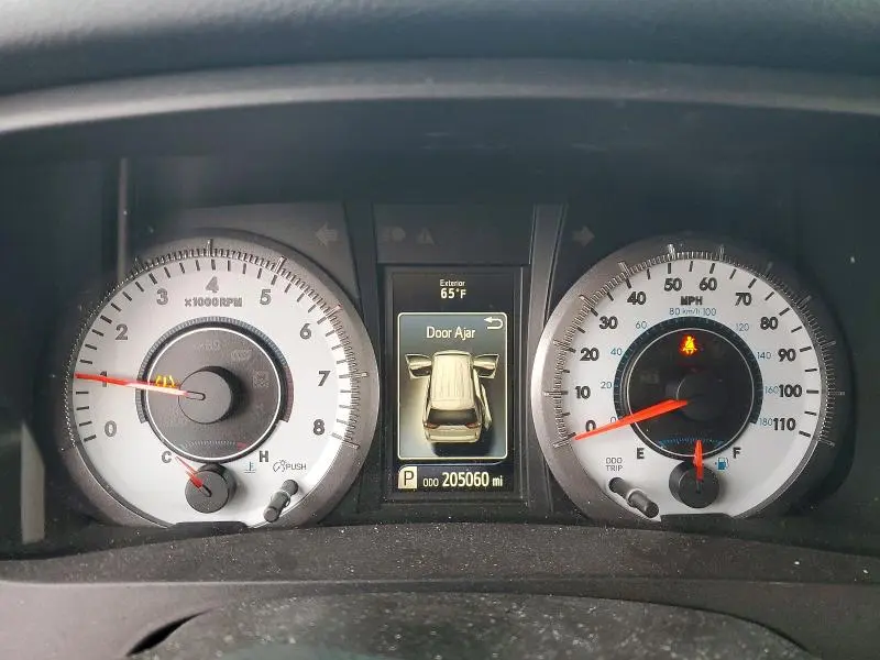 2015 TOYOTA SIENNA SPORT  