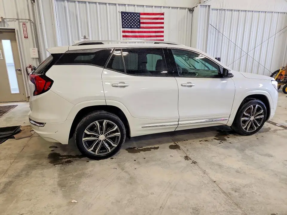 2021 GMC TERRAIN DENALI  