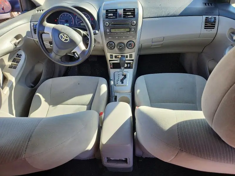 2011 TOYOTA COROLLA LE  