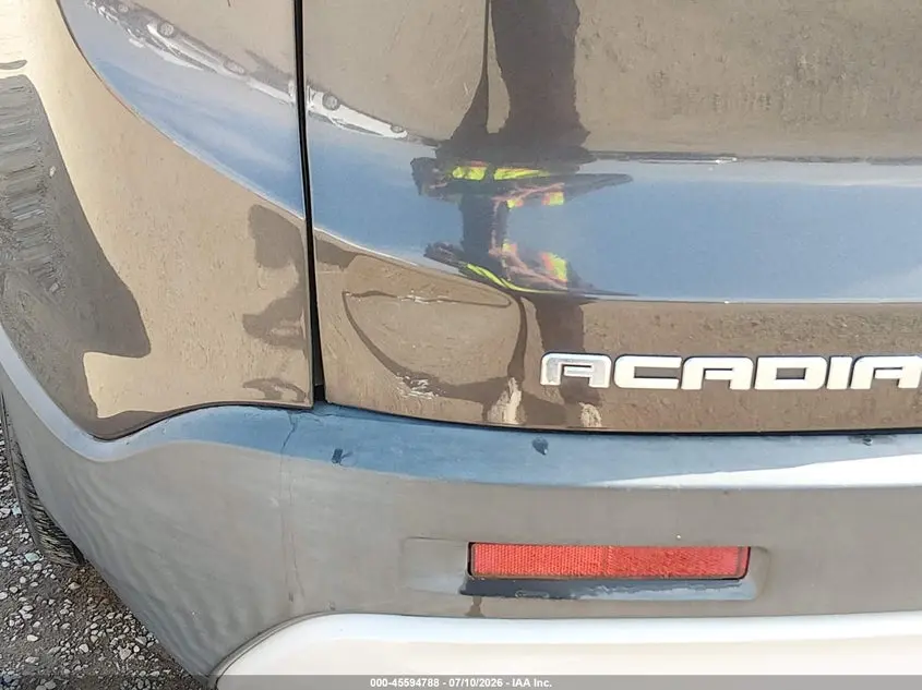 2018 GMC ACADIA SLE-2