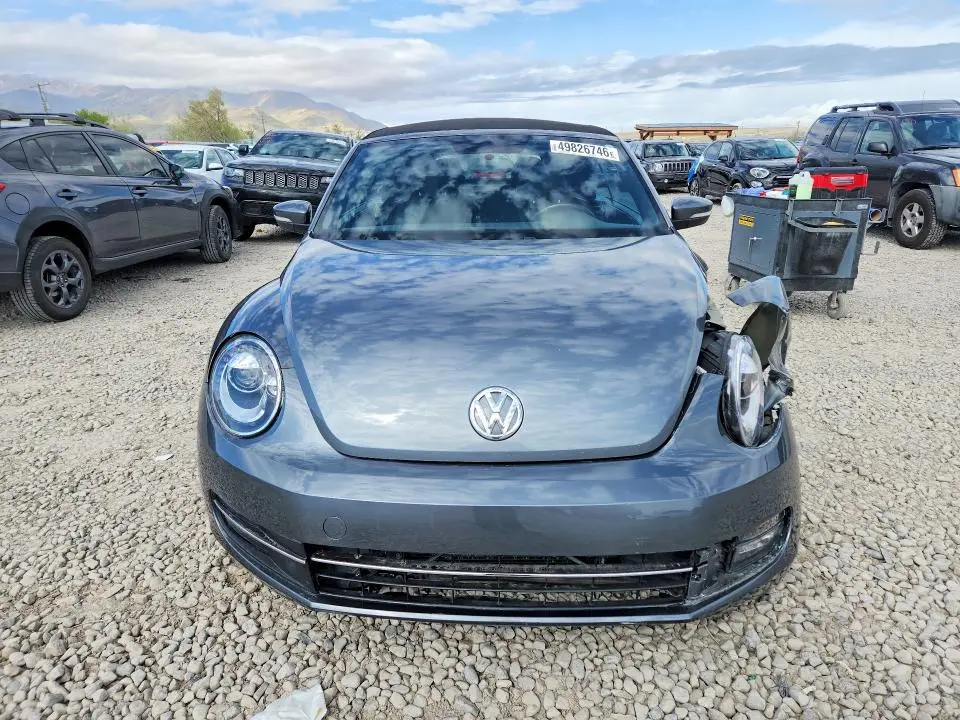 2013 VOLKSWAGEN BEETLE   
