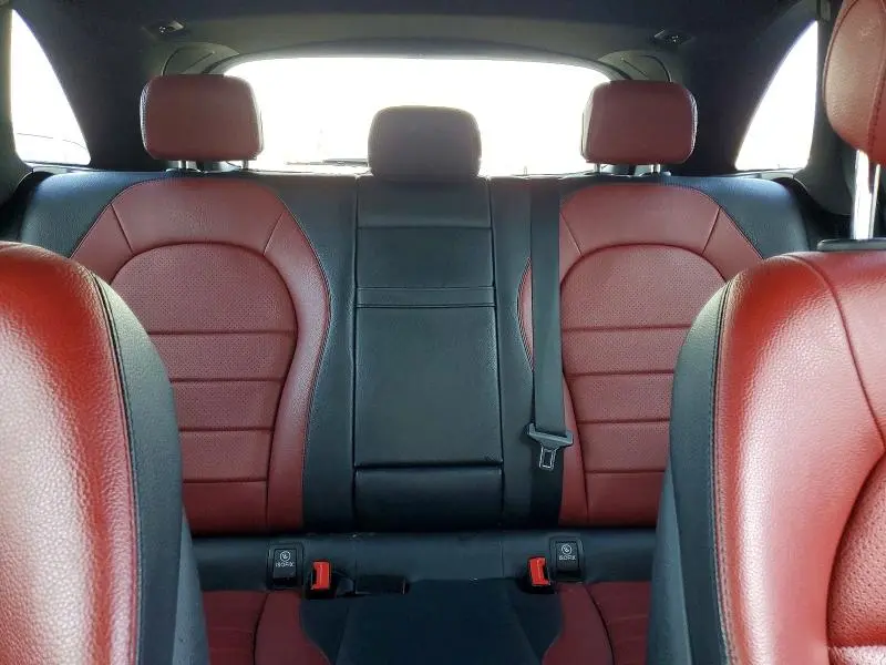 2022 MERCEDES-BENZ GLC 300  