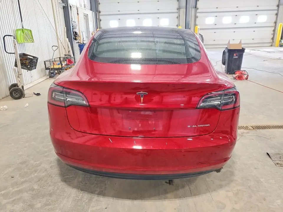 2018 TESLA MODEL 3   